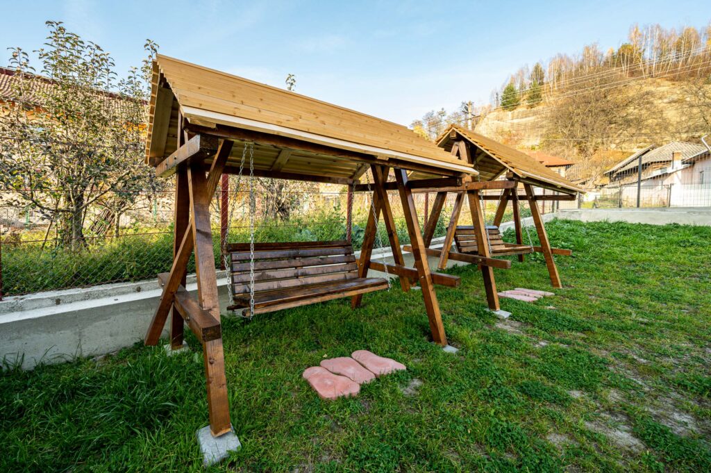 Spatii comune & curte